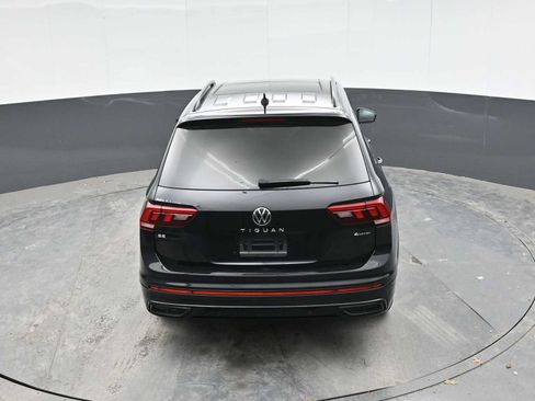 Used 2022 Volkswagen Tiguan SE R-Line AWD/4WD image 45