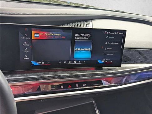 Certified 2023 BMW 740i w/ Parking Assistance Package image 5