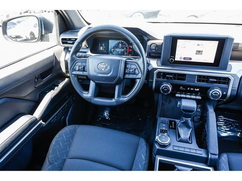 Used 2026 Toyota Tacoma SR5 AWD/4WD image 15