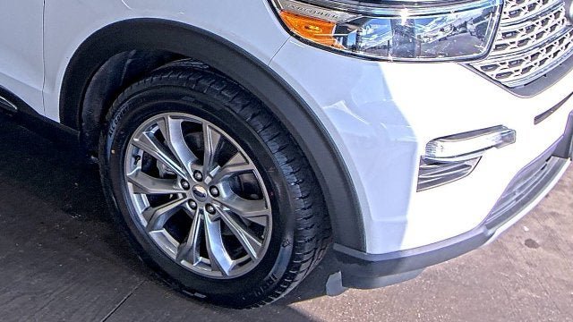Used 2023 Ford Explorer Limited w/ Limited Technology Package AWD/4WD image 25