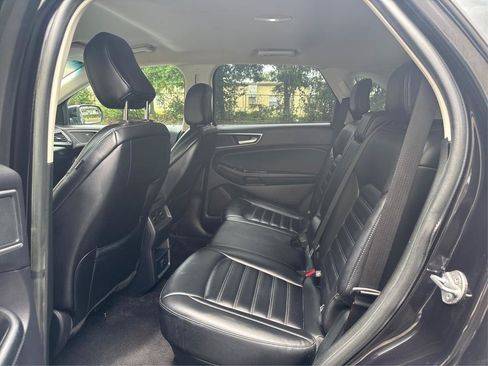 Used 2020 Ford Edge SEL AWD/4WD image 10