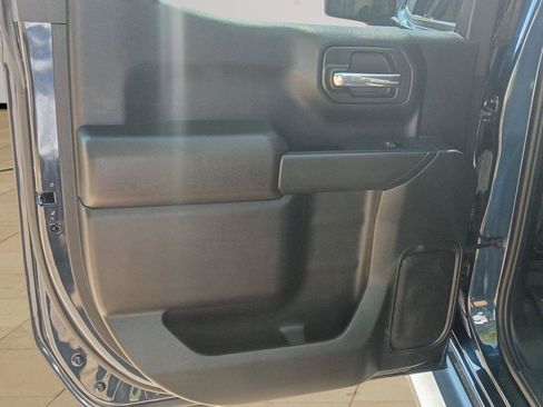 Used 2023 Chevrolet Silverado 1500 Custom AWD/4WD image 22