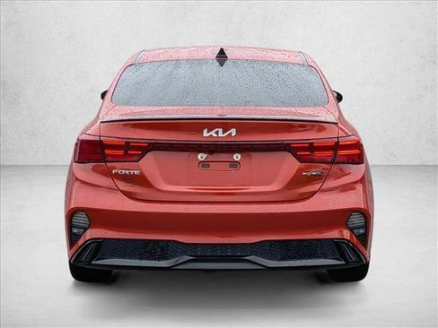 Used 2022 Kia Forte GT-Line w/ GT-Line Premium Package image 6