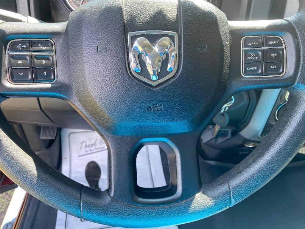 Used 2018 RAM 1500 Express w/ Express Value Package AWD/4WD image 31