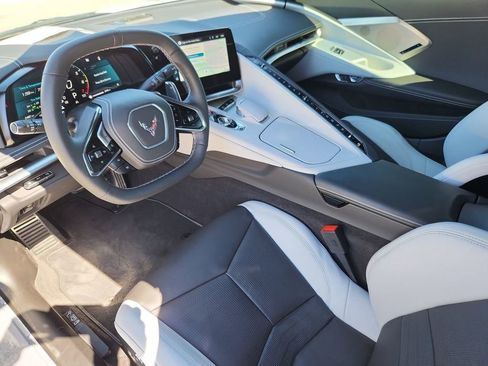 Used 2025 Chevrolet Corvette Stingray w/ Battery Protection Package image 16