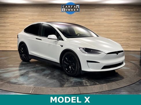 Used 2025 Tesla Model X image 1