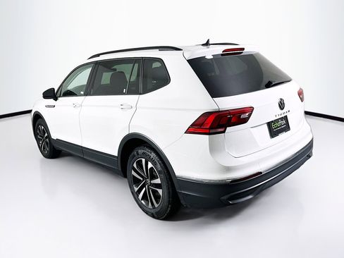 Used 2024 Volkswagen Tiguan S image 5