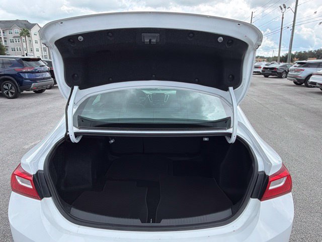 Used 2024 Chevrolet Malibu LT FWD image 13