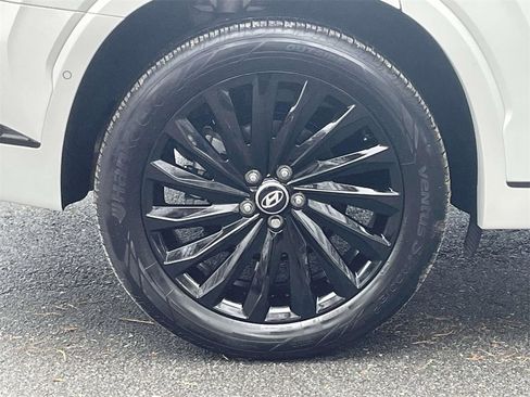 Used 2024 Hyundai Palisade Calligraphy image 7