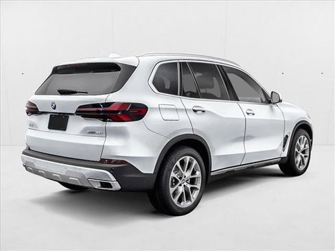 New 2026 BMW X5 M60i AWD/4WD image 2