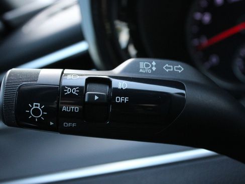 Used 2022 Kia K5 GT-Line AWD/4WD image 28