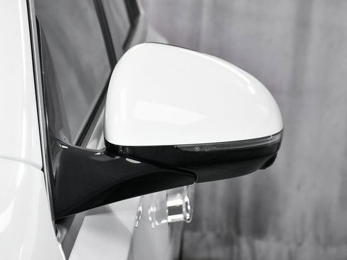 Used 2025 Mercedes-Benz E 450 4MATIC Sedan image 79