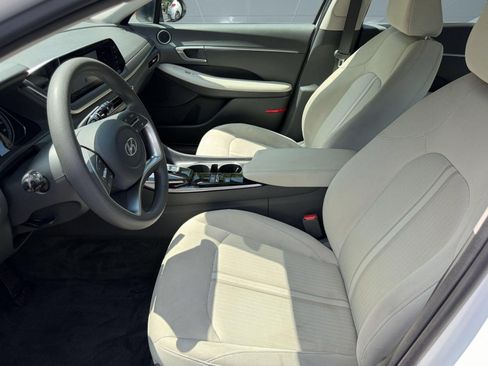 Used 2023 Hyundai Sonata SEL w/ Cargo Package FWD image 5