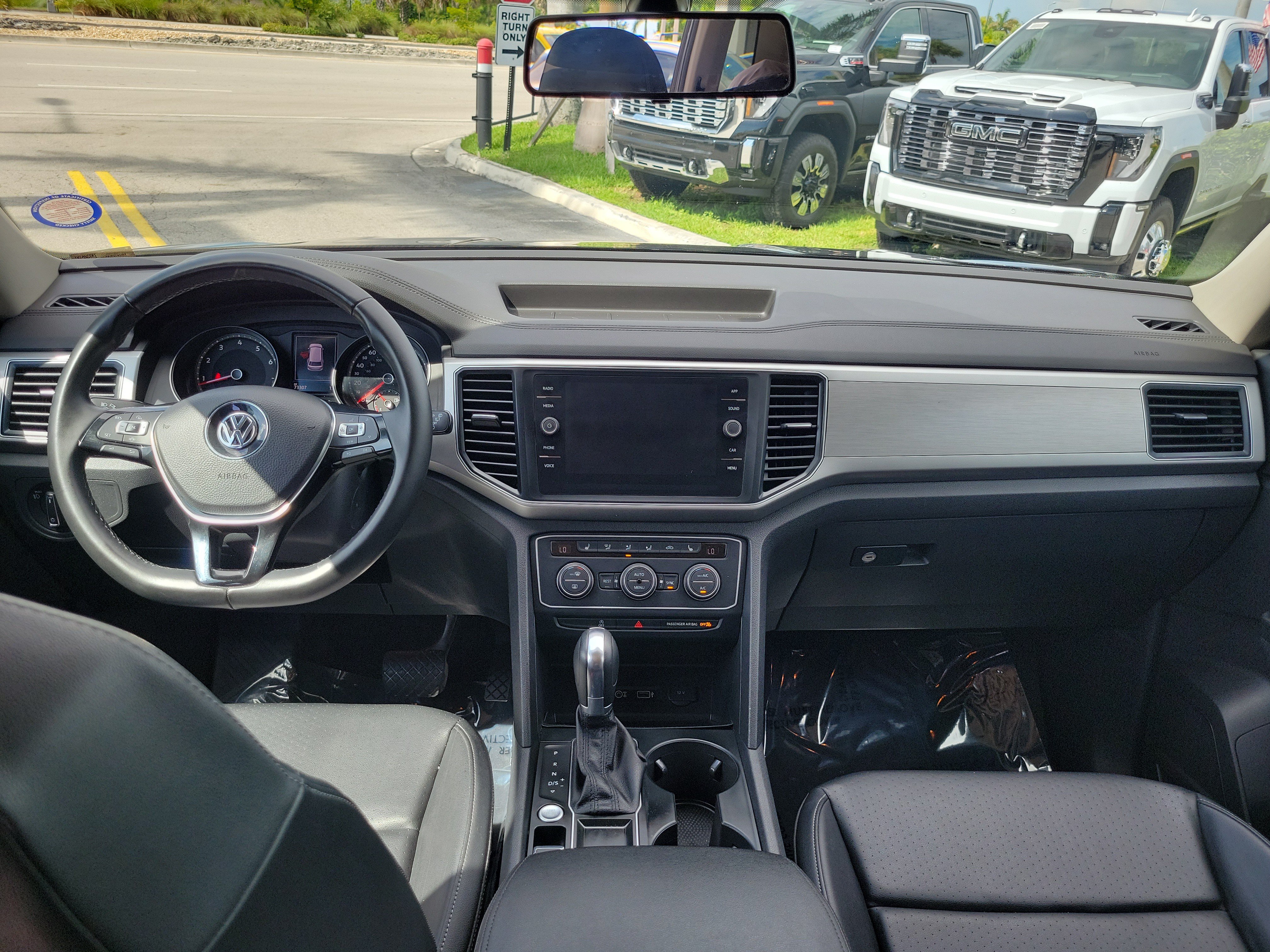 Used 2019 Volkswagen Atlas SE w/ Towing Package FWD image 17