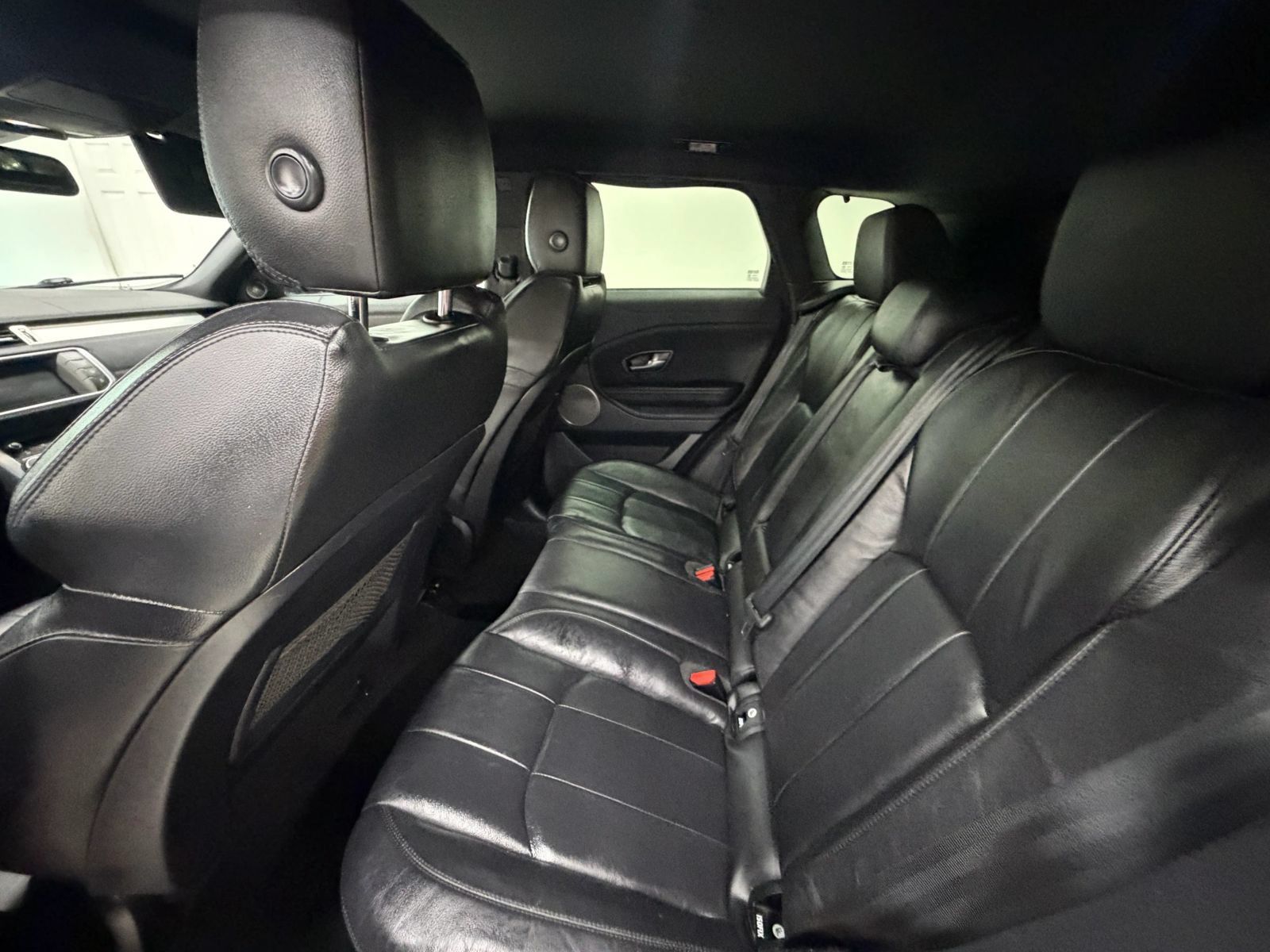 Used 2016 Land Rover Range Rover Evoque SE AWD/4WD image 16