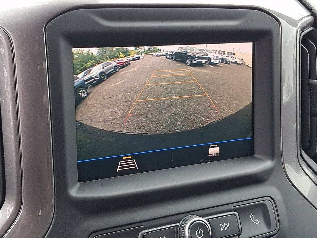 Certified 2022 Chevrolet Silverado 1500 Custom w/ LPO, Dark Essentials Package AWD/4WD image 18