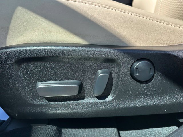 Used 2022 Lexus RX 450h AWD w/ Premium Package image 16
