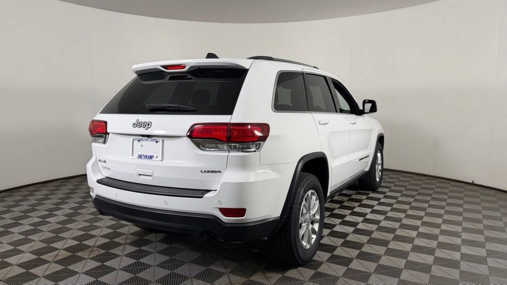 Used 2021 Jeep Grand Cherokee Laredo AWD/4WD image 8