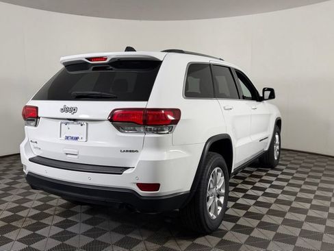 Used 2021 Jeep Grand Cherokee Laredo AWD/4WD image 8