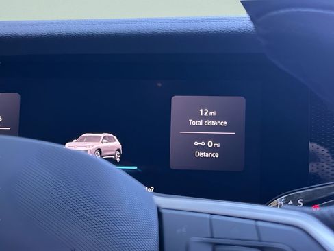 New 2026 Volkswagen Tiguan SE R-Line image 15