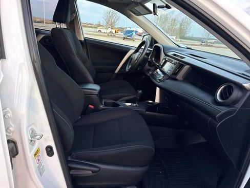 Used 2013 Toyota RAV4 XLE AWD/4WD image 15