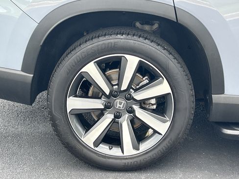 Used 2025 Honda Pilot Touring image 34