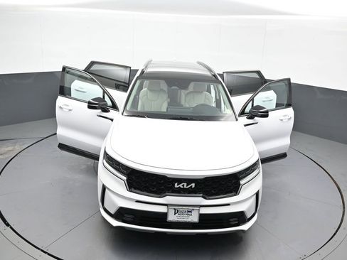Certified 2023 Kia Sorento SX image 48