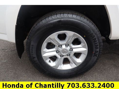 Used 2023 Toyota 4Runner SR5 Premium w/ Moonroof Package image 30