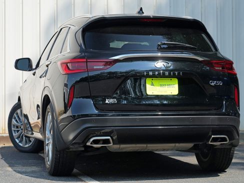 Used 2023 INFINITI QX50 Luxe FWD image 5