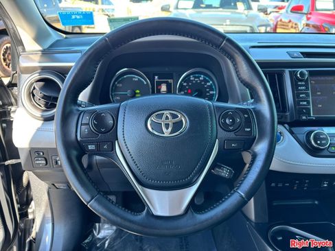 Certified 2018 Toyota RAV4 Limited w/ Advanced Technology Package AWD/4WD image 22