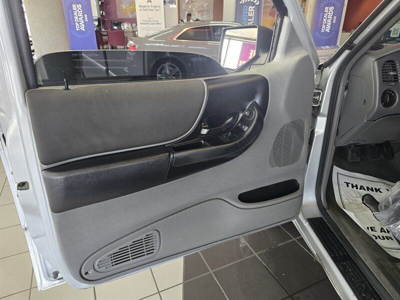 Used 2011 Ford Ranger XLT RWD image 7