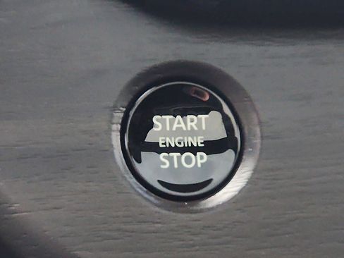 New 2025 Nissan Murano SL image 20