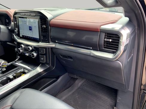 Used 2022 Ford F150 Lariat w/ Equipment Group 502A High AWD/4WD image 32