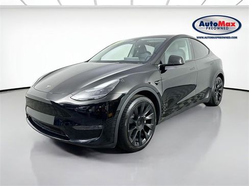 Used 2023 Tesla Model Y Long Range image 5