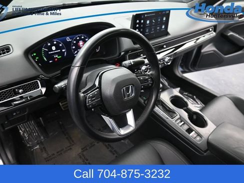 Used 2025 Honda Civic Sport Touring image 22