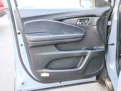 Used 2022 Honda Pilot Black Edition image 20