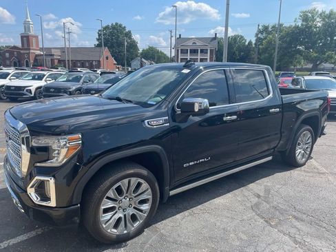 Used 2022 GMC Sierra 1500 Denali w/ Denali Reserve Package AWD/4WD image 2