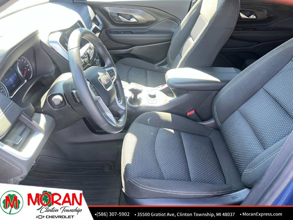 Certified 2024 GMC Terrain SLE w/ Driver Convenience Package FWD image 18