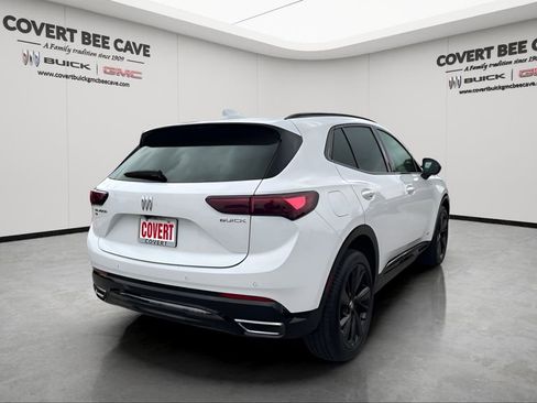 Used 2025 Buick Envision Sport Touring image 9
