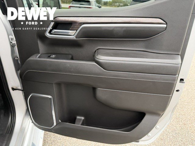 Used 2022 Chevrolet Silverado 1500 LTZ AWD/4WD image 36
