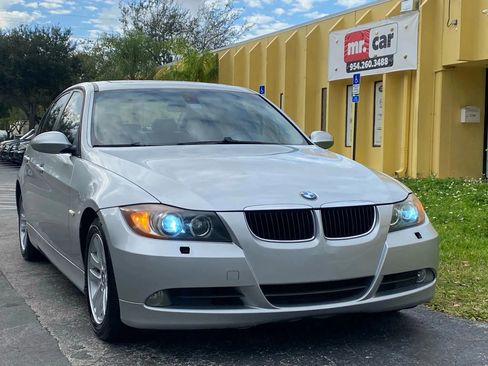 Used 2007 BMW 328i Sedan image 4