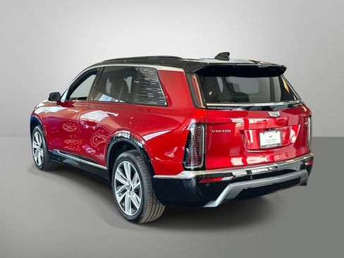 New 2026 Cadillac Vistiq Luxury w/ LPO, Floor Liner Package AWD/4WD image 15