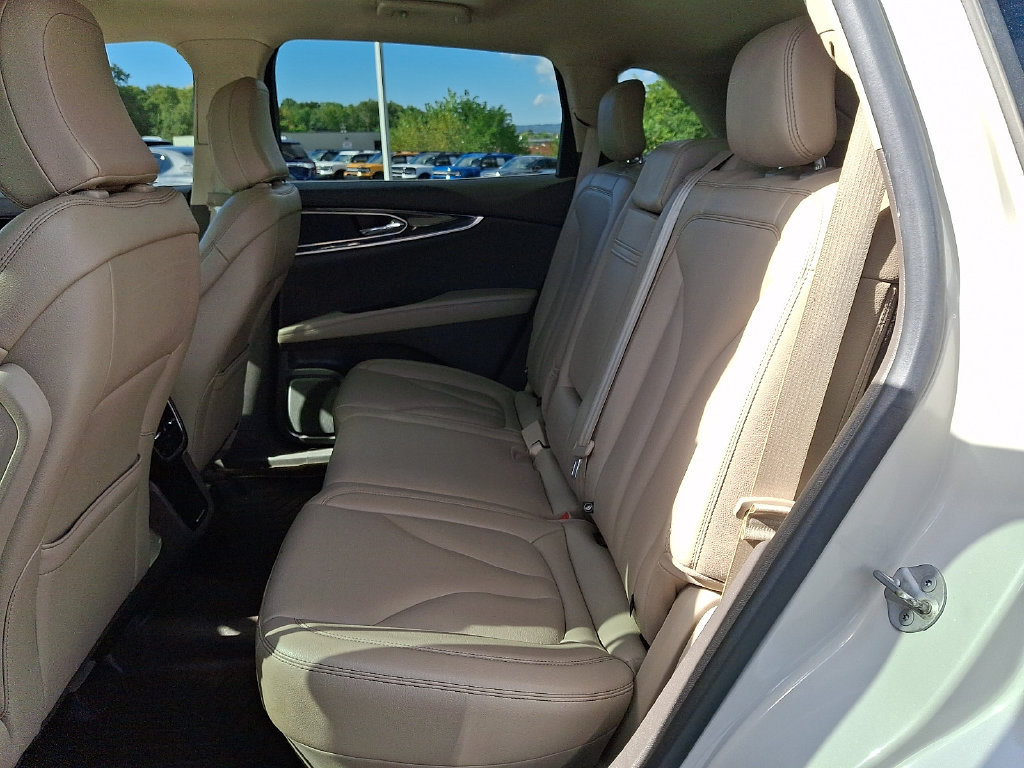 Certified 2021 Lincoln Nautilus AWD image 10