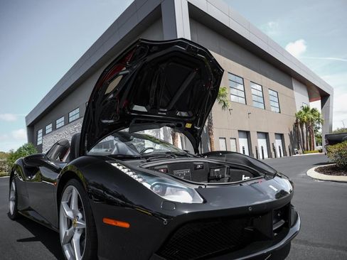 Certified 2018 Ferrari 488 Spider Base image 22