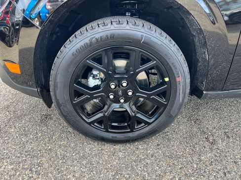 New 2025 Ford Maverick XLT w/ Black Appearance Package image 22