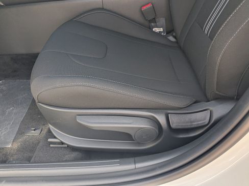 New 2026 Hyundai Elantra SEL Sport Premium FWD image 21