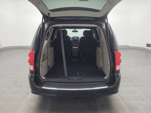 Used 2019 Dodge Grand Caravan SXT FWD image 29