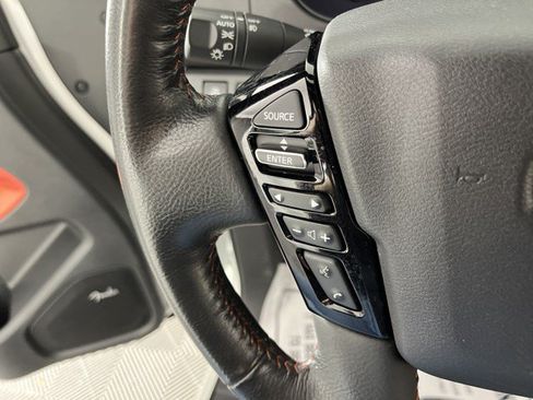 Used 2025 Nissan Frontier Pro-X w/ Pro Convenience Package RWD image 19