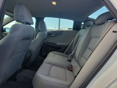 Used 2023 Chevrolet Malibu LS image 11