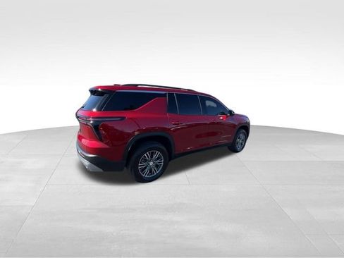 Certified 2026 Chevrolet Traverse LT w/ Driver Confidence Package AWD/4WD image 11